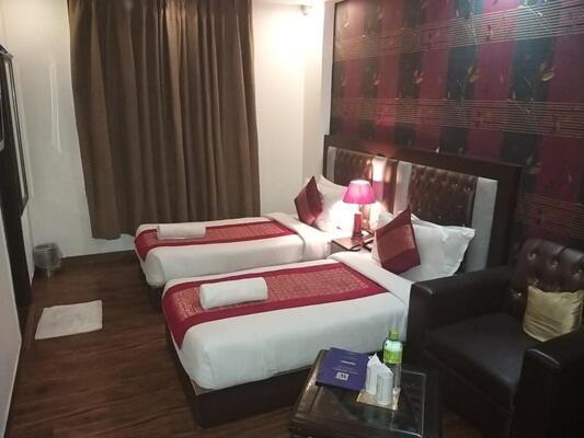 Hotel Waterfall Paschim Vihar Delhi Luaran gambar